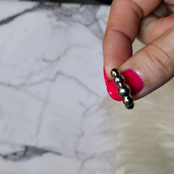 Minimalist Dome Bubble Ring - Picture 6 of 12